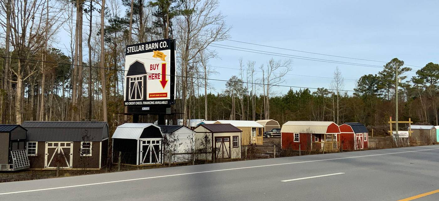 Stellar Barns Maysville buildings in lot